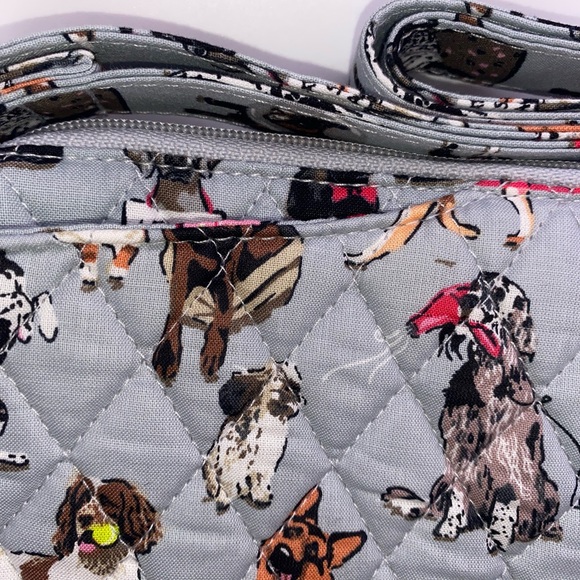 “Vera Bradley” Bucket Crossbody Bag in Cotton- (NWT) “Dog Show”Pattern - Picture 9 of 13